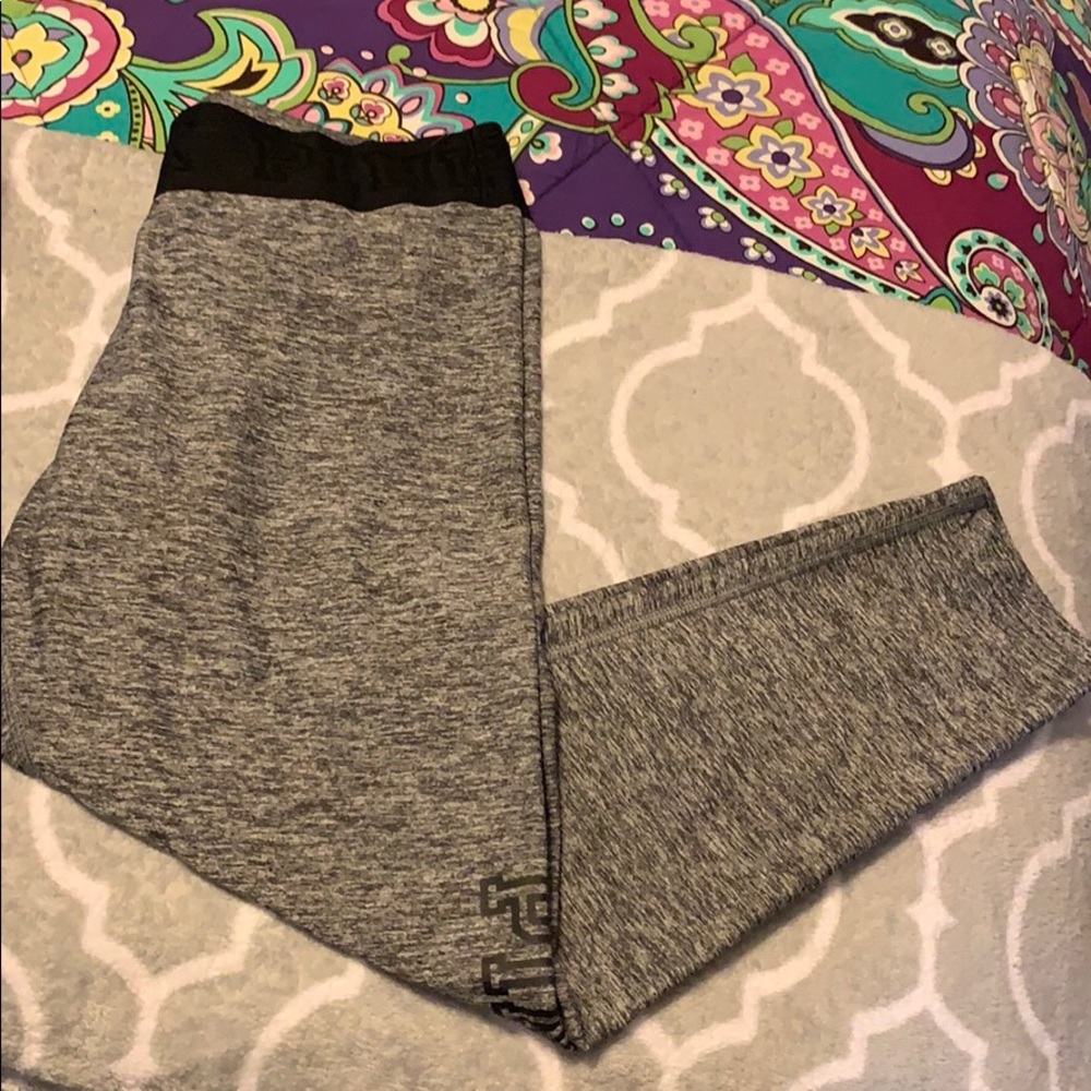 PINK ultimate leggings